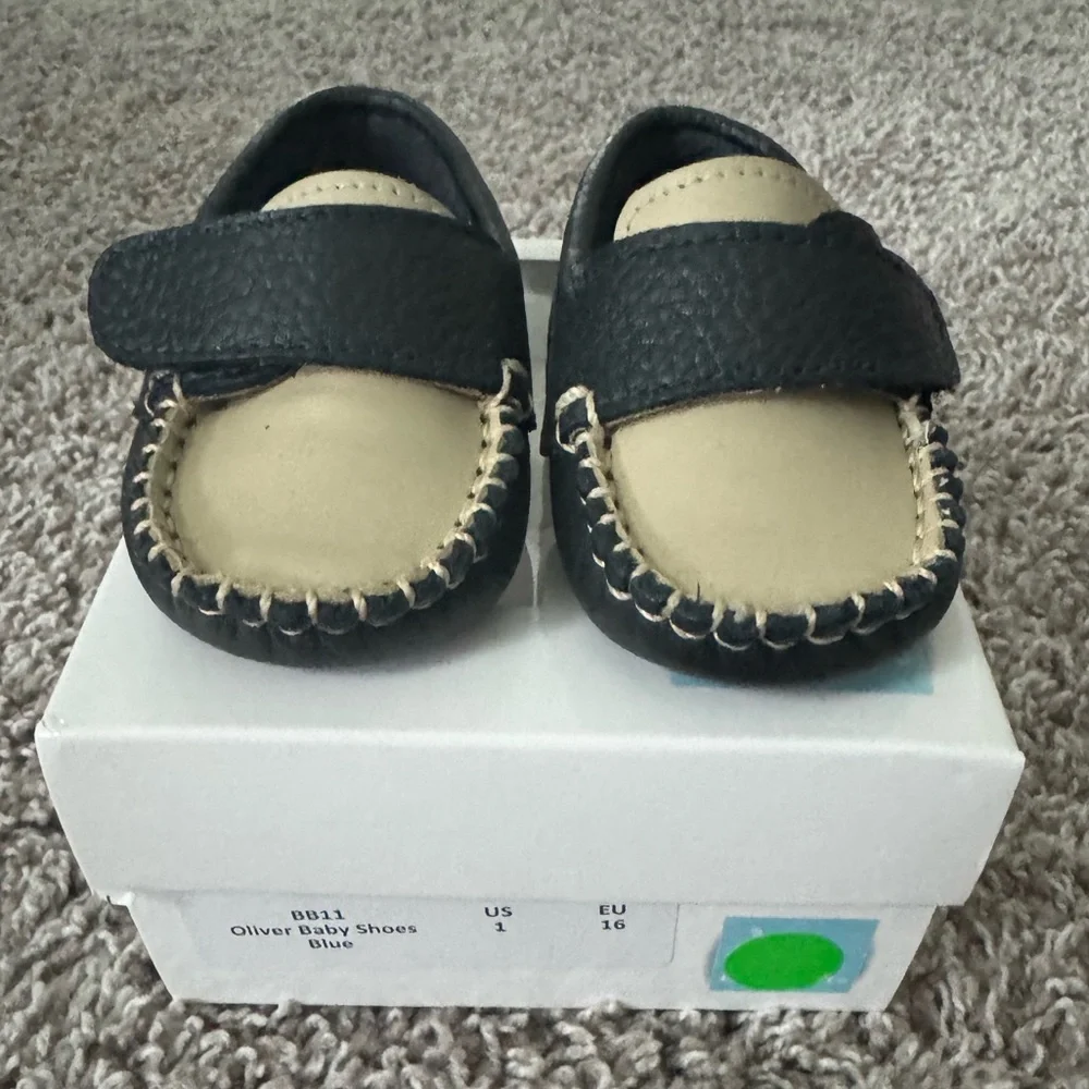 Elephantito Kids Moccasins in Navy and Cream